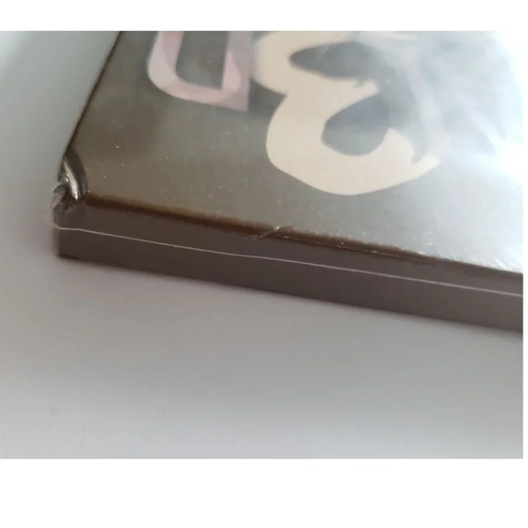 BNIB- Coastal Scents Revealed 3 Eyeshadow Palette - Picture 6 of 6